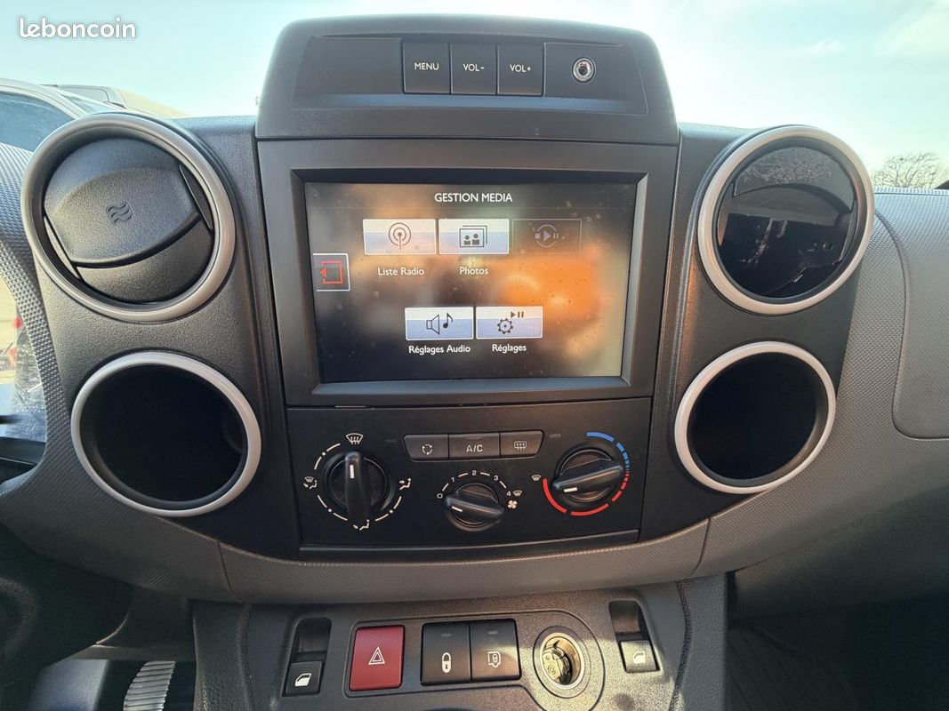CITROEN BERLINGO 1.6 BlueHDi - 75 III FOURGON Fourgon M Club 1000 kg PHASE 1 (image 12)