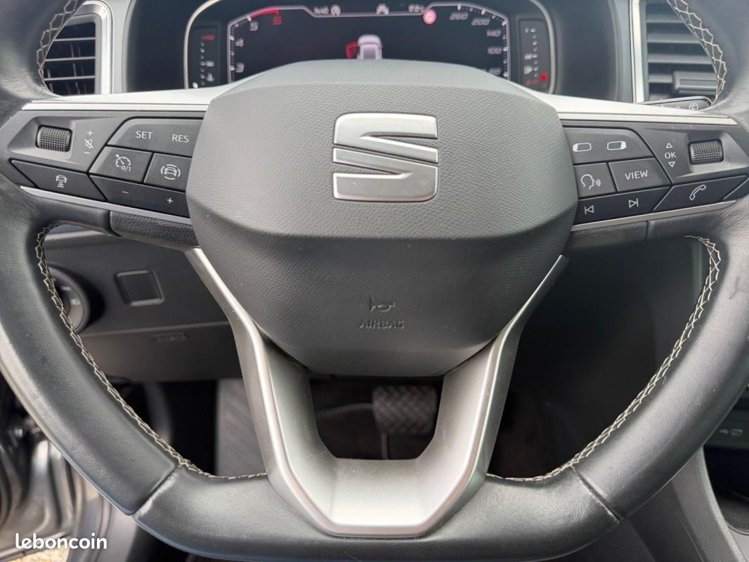 Seat Ateca 2.0 TDI 150 ch DSG7 Business 1ere main tva récupérable entretien concession (image 25)