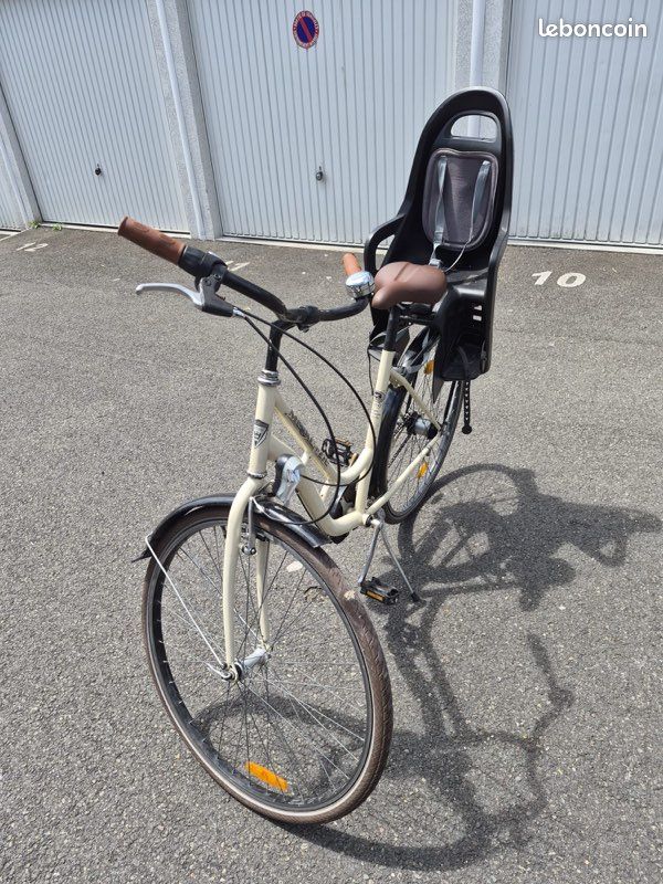 Vélo de ville McKenzie en bon état (image 2)