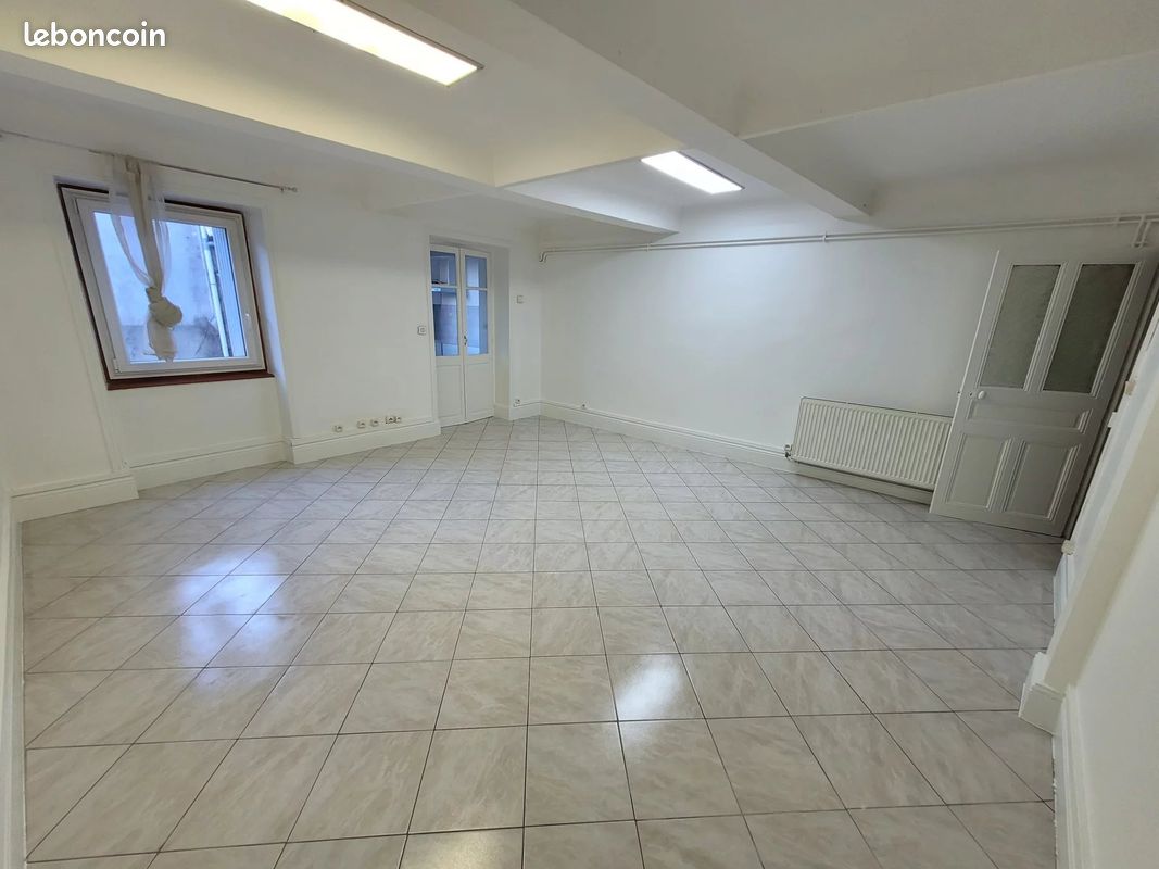 Appartement 3 pièces 75 m² · à La Clayette · 75 m² · 453 €/mois