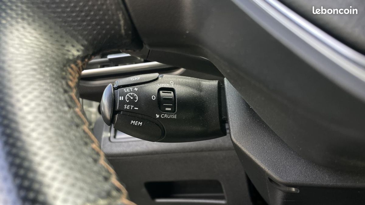 Peugeot 3008 GT BlueHDI 180 EAT8 (image 15)