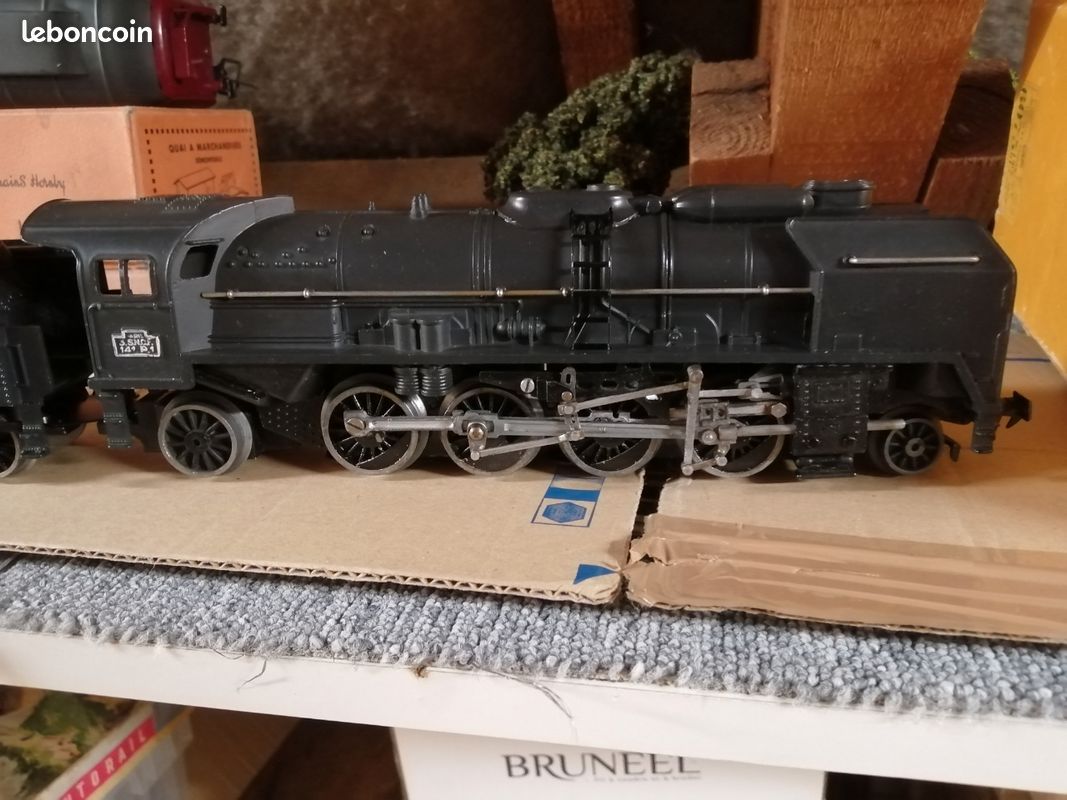 JOUEF BISSEL ARRIERE Pour Locomotive Vapeur 231 K - Echelle H0 1/87 EUR