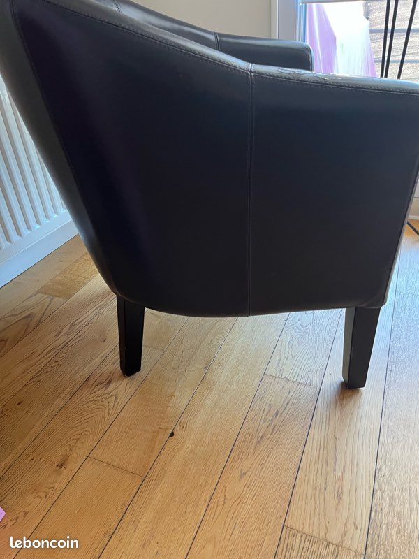 Fauteuil club en cuir « Maison du Monde » À restaurer (image 5)