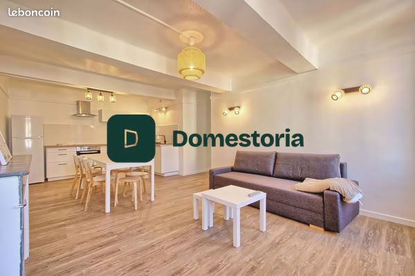 Appartement 2 pièces 52 m² · à Toulon · 52 m² · 980 €