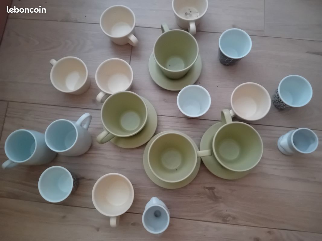 Tasses diverses (image 1)