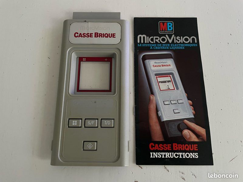 Console portable Microvision + jeu casse brique