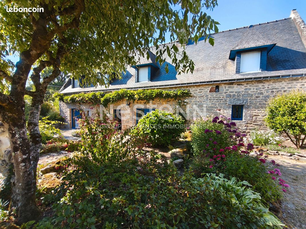 Maison 4 pièces 101 m² · à Saint-Nolff · 101 m² · 325 500 €