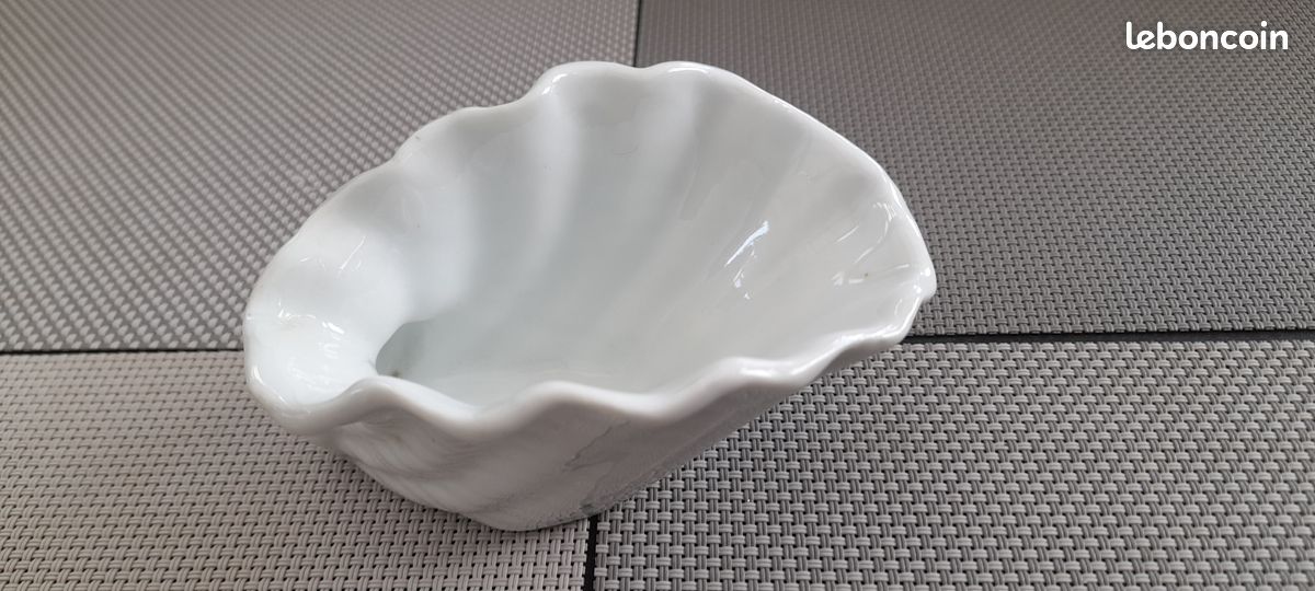 Boite/Vide-poches en porcelaine de Limoges - P. Marquet & fils - Label