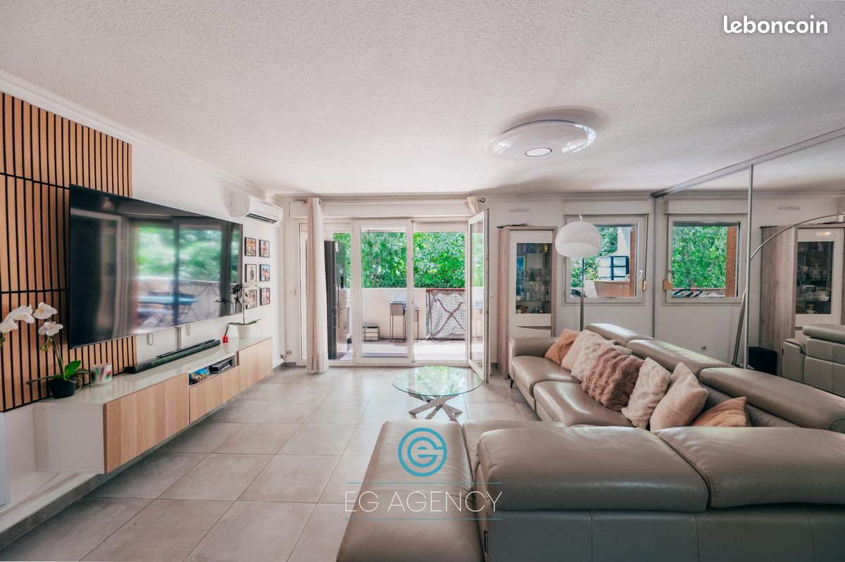 Appartement 5 pièces 100 m² · à Marseille · 100 m² · 285 000 €