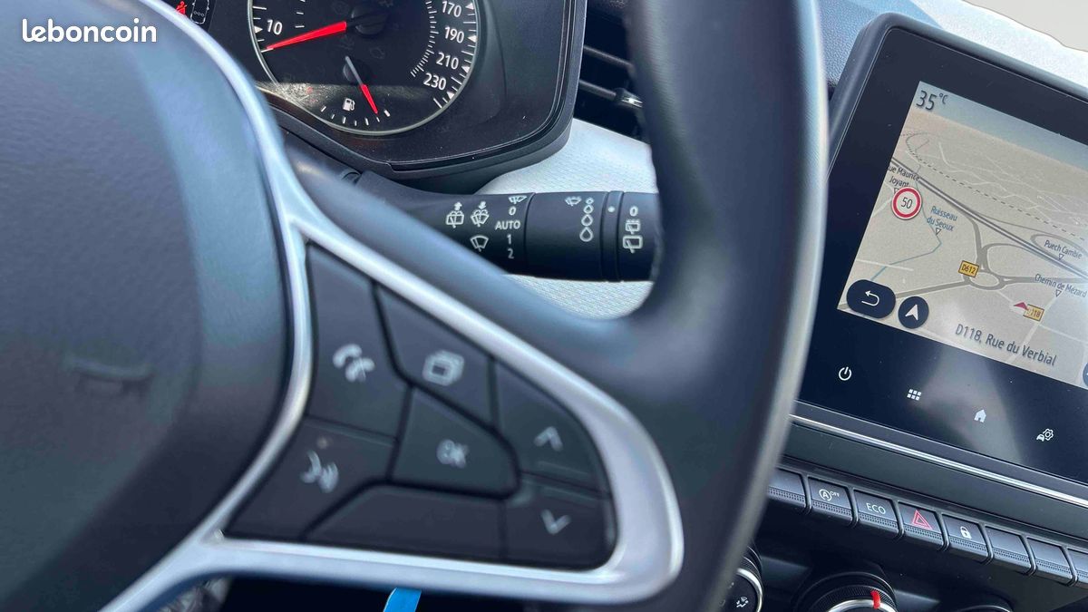 RENAULT Clio TCe 100 GPL Evolution (image 18)