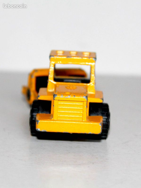 Rouleau Compresseur De Ville – Camion De Chantier Miniature Avec Gyrophare Et Cabine – Jouet ABS Durable – Dès 5 Ans (14 Cm Ou 24,5 Cm)
