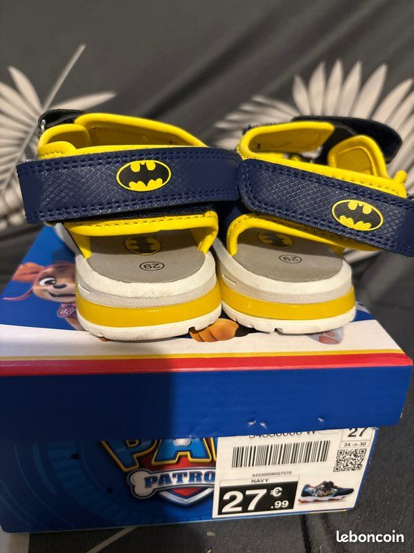 LOT DE 2 PAIRES ENFANT – 15 Je vends 2 paires de chaussures enfant (image 3)