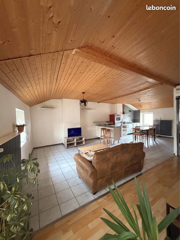 Appartement 2 pièces 55 m² · à Yssingeaux · 55 m² · 480 €
