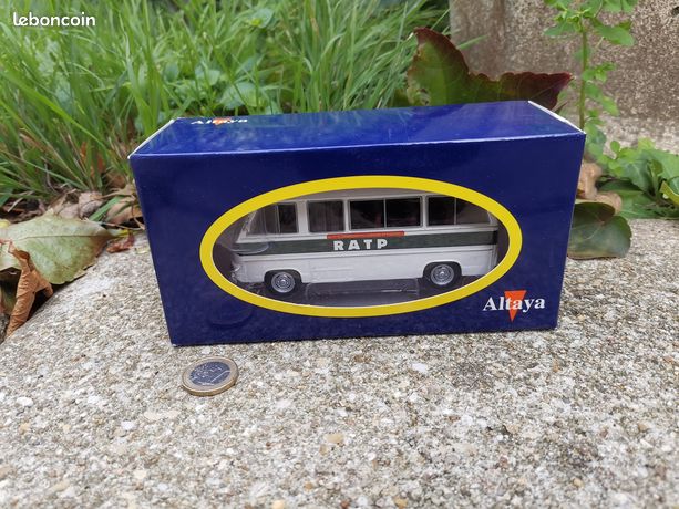 Perfex 311 Citroën CH14 Currus minibus urbain série limitée
