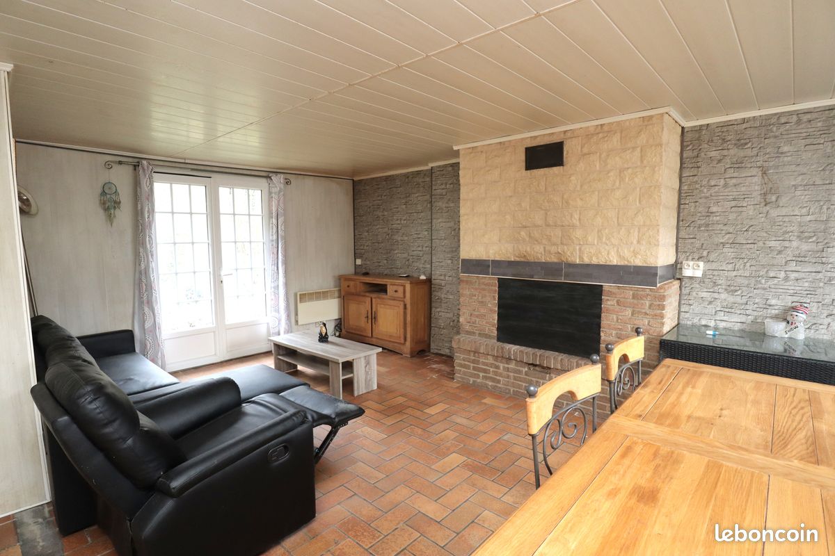 Maison 5 pièces 108 m² · à Domart-en-Ponthieu · 108 m² · 140 000 €