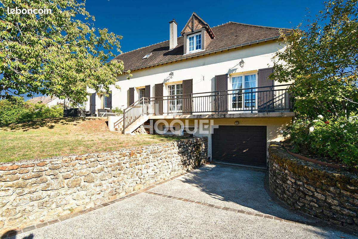 Maison 7 pièces 200 m² · à Chaumes-en-Brie · 200 m² · 520 000 €