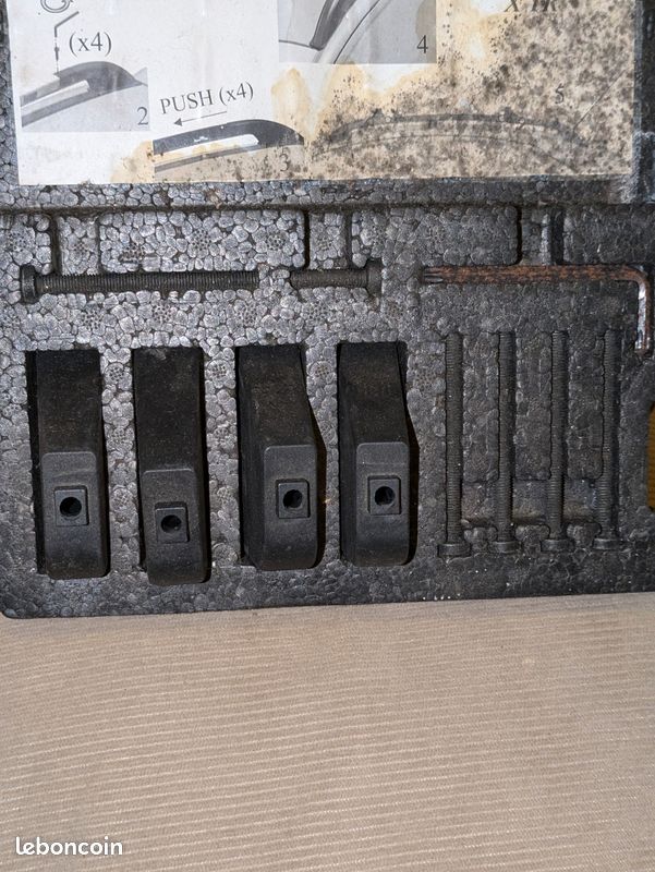 Lot attache barres de toit (image 2)