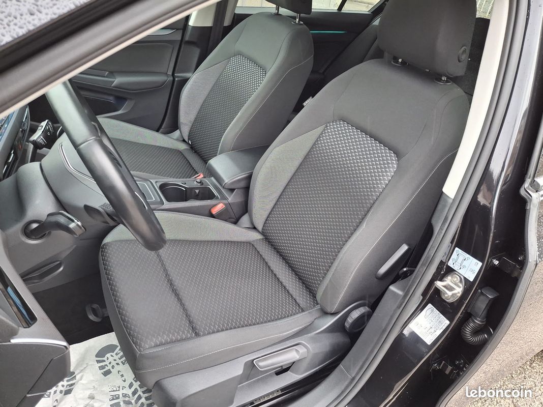 Volkswagen GOLF VIII 2.0 TDI SCR 150CH ACTIVE DSG7 (image 12)