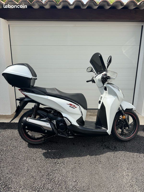 Sh 300 Prezzo Honda Sh350 Honda Sh350i Sh 300 Prezzo Nuovo Sh 150i