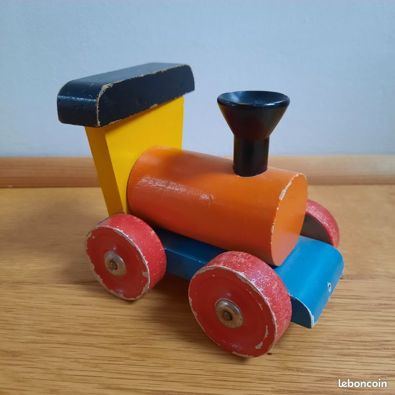 Jouet Train en bois ancien (image 14)