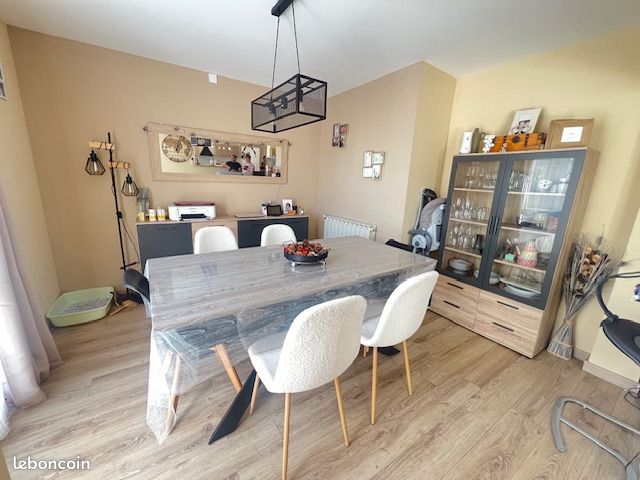 Appartement 3 pièces 76 m² · à Nîmes · 76 m² · 122 000 €