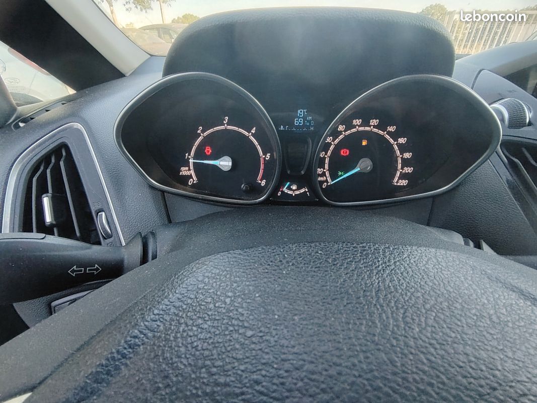 Ford B-max 1.6 Tdci 95 cv Titanium (image 9)