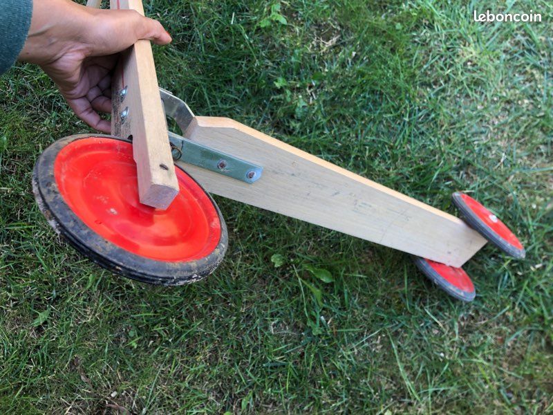 Trottinette enfant en bois (image 3)