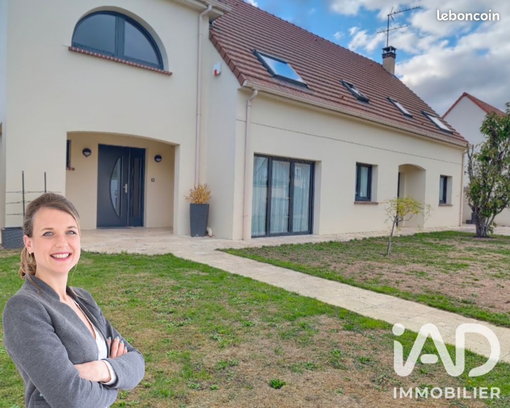 Maison 9 pièces 257 m² · à Corbreuse · 257 m² · 634 000 €