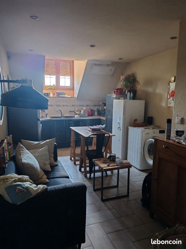 Appartement 5 pièces 48 m² · à Lemuy · 48 m² · 550 €