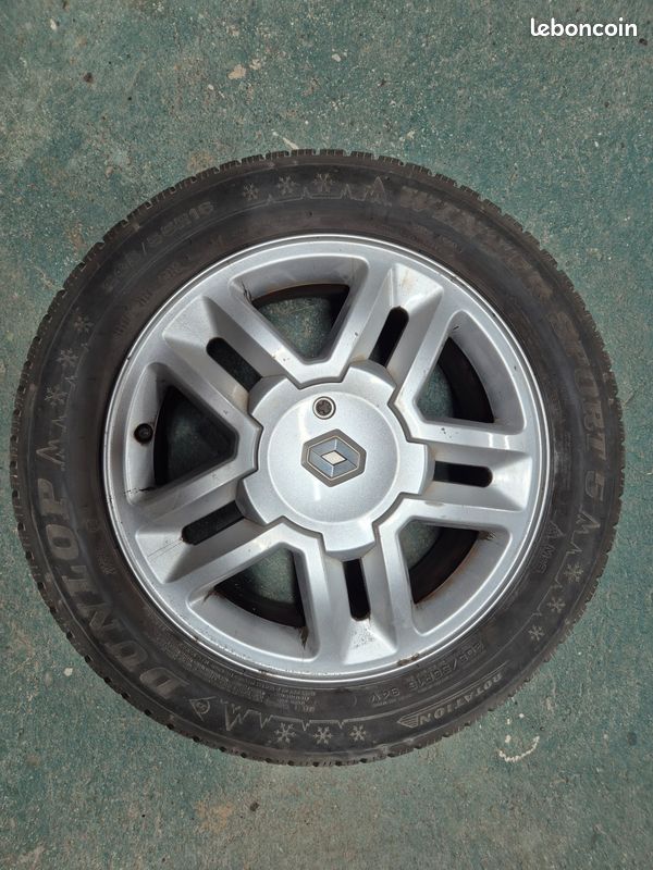 Pneus Winter Sport 205 55 R16 (image 2)