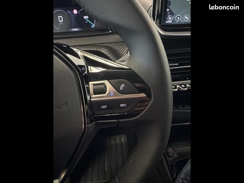 Peugeot 208 1.2 100ch S&S Allure (image 21)
