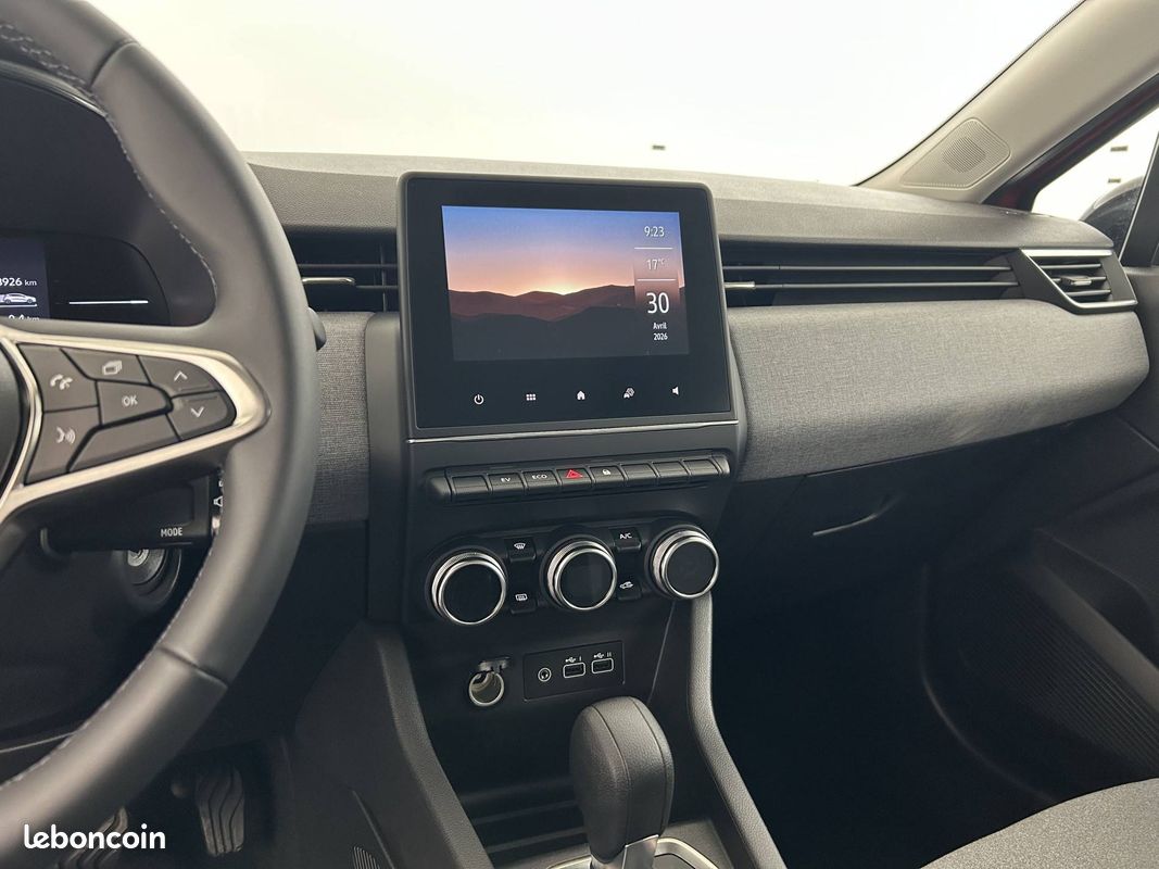 RENAULT Clio E-Tech full hybrid 145 ch GSR2 Evolution (image 12)
