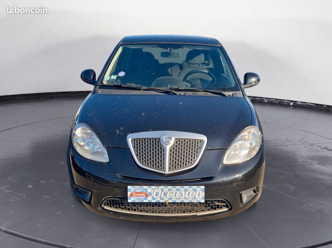 Lancia Ypsilon 1.2L 70 CH CLIM (image 4)