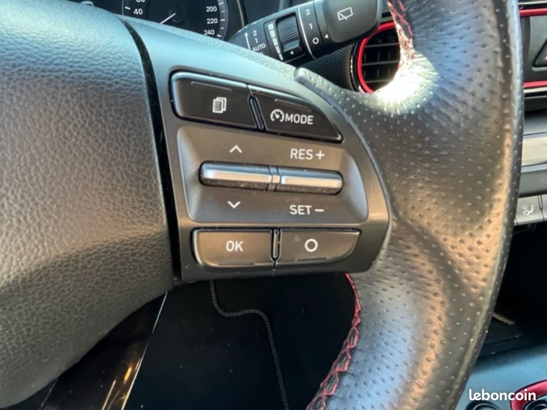 HYUNDAI KONA 1.6 CRDi 136 DCT-7 Creative (image 25)