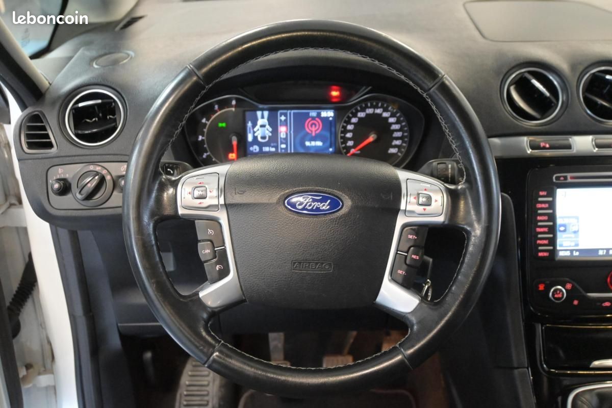 Ford S-Max 2.0 TDCi 140 FAP Titanium - 7 Pl (image 13)