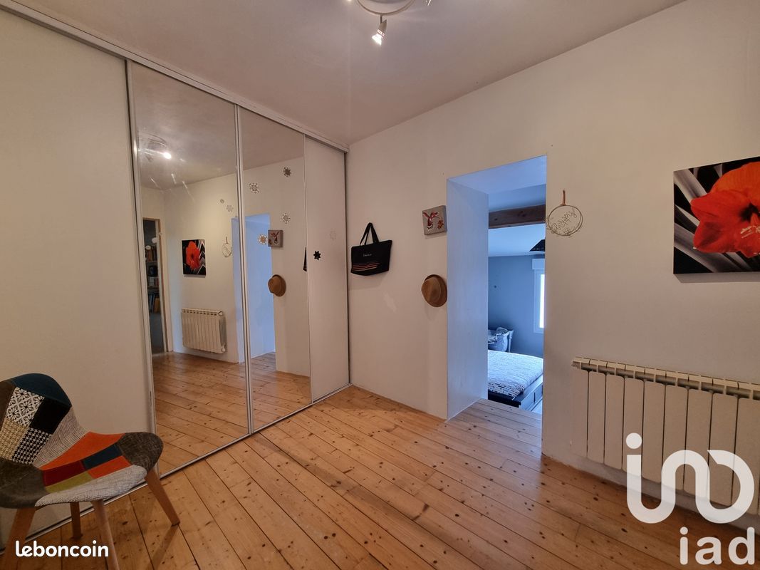 Maison 7 pièces 135 m² - La Chapelle 16140 (image principale 10)