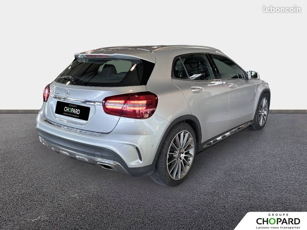 MERCEDES GLA 200 d 7-G DCT Fascination (image 2)