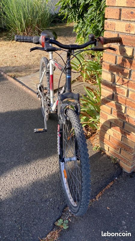 VTT Decathlon Rockrider (image 2)
