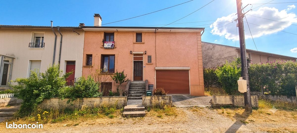 Maison 4 pièces 122 m² · à Esnes-en-Argonne · 122 m² · 137 500 €