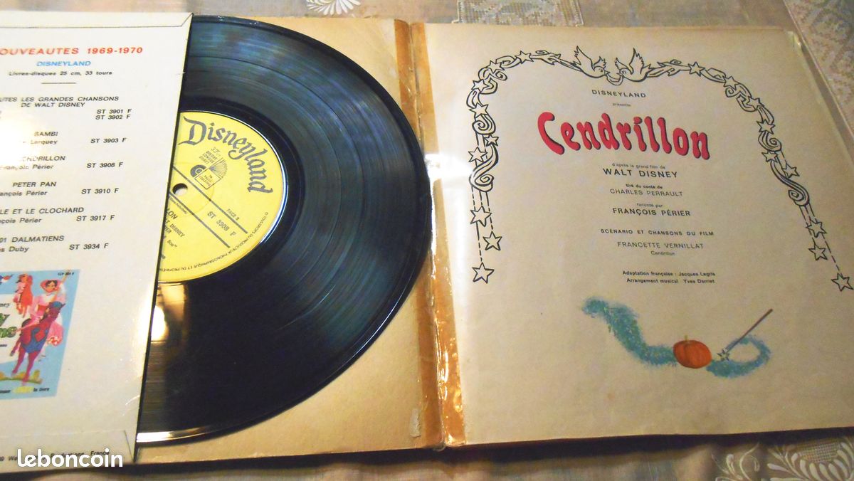Livre disque CENDRILLON 33 TOURS (vic) (image 3)