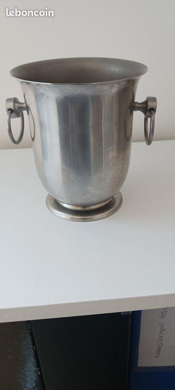 Seau à champagne vintage en acier inoxydable, 1970 | €50