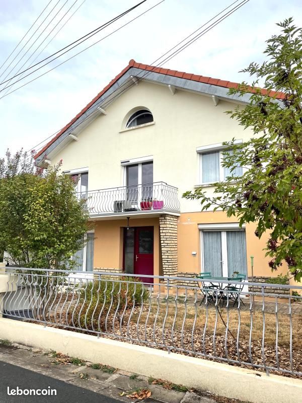 Maison 6 pièces 183 m² · à Niort · 183 m² · 336 000 €