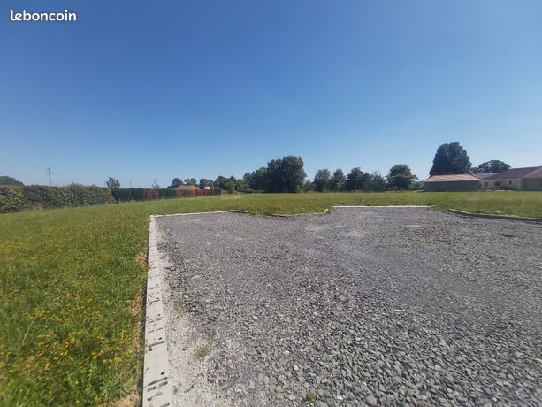 Terrain 921 m² MONT