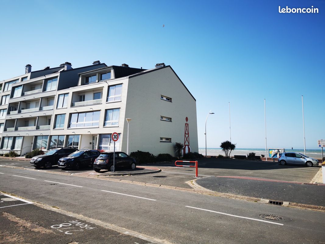 Appartement 1 pièce 29 m² · à Courseulles-sur-Mer · 29 m² · 570 €/mois