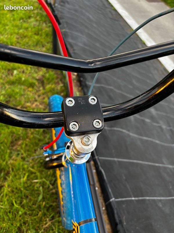 Guidon BMX Raleigh Burner Vintage Années 80 - Noir (peinture à Refaire) - Bicross 20 Pouces