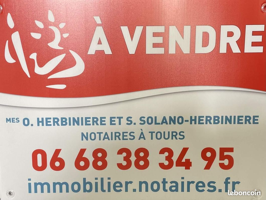 Parking 15 m² · à Tours · 15 m² · 100 €/mois