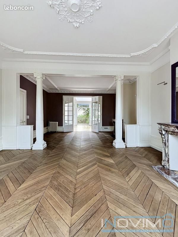 Maison 8 pièces 235 m² · à Dunkerque · 235 m² · 850 000 €
