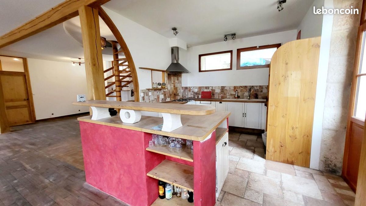 Maison 5 pièces 162 m² - Chauvigny 86300 (image 3)