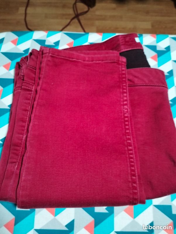 Pantalon femme bordeaux taille 46 (image 3)