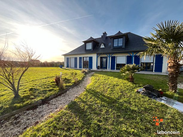 Maison 7 pièces 196 m²